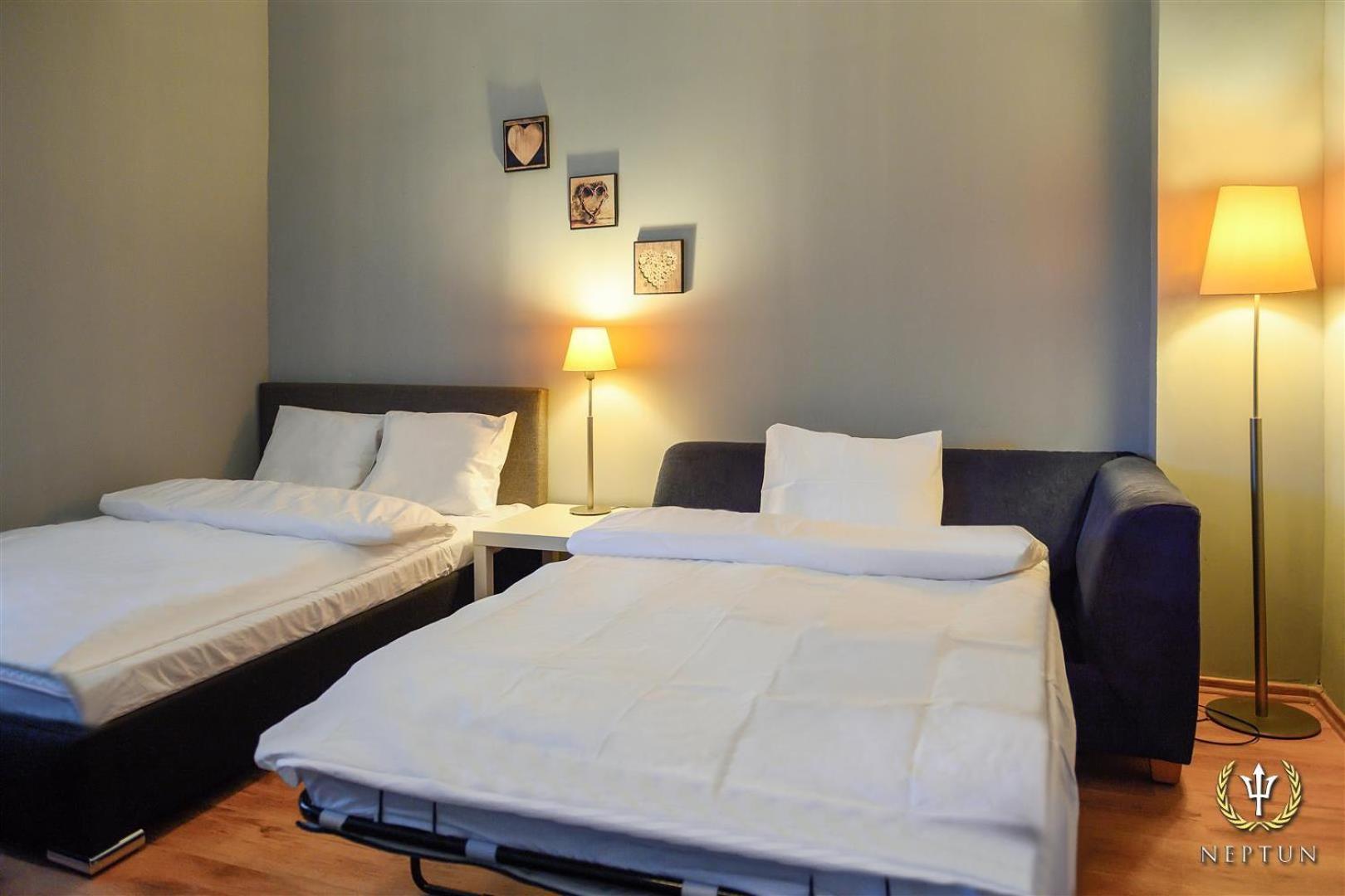 Hotel Neptun ยาสต์เชอเบีย กูรา ภายนอก รูปภาพ