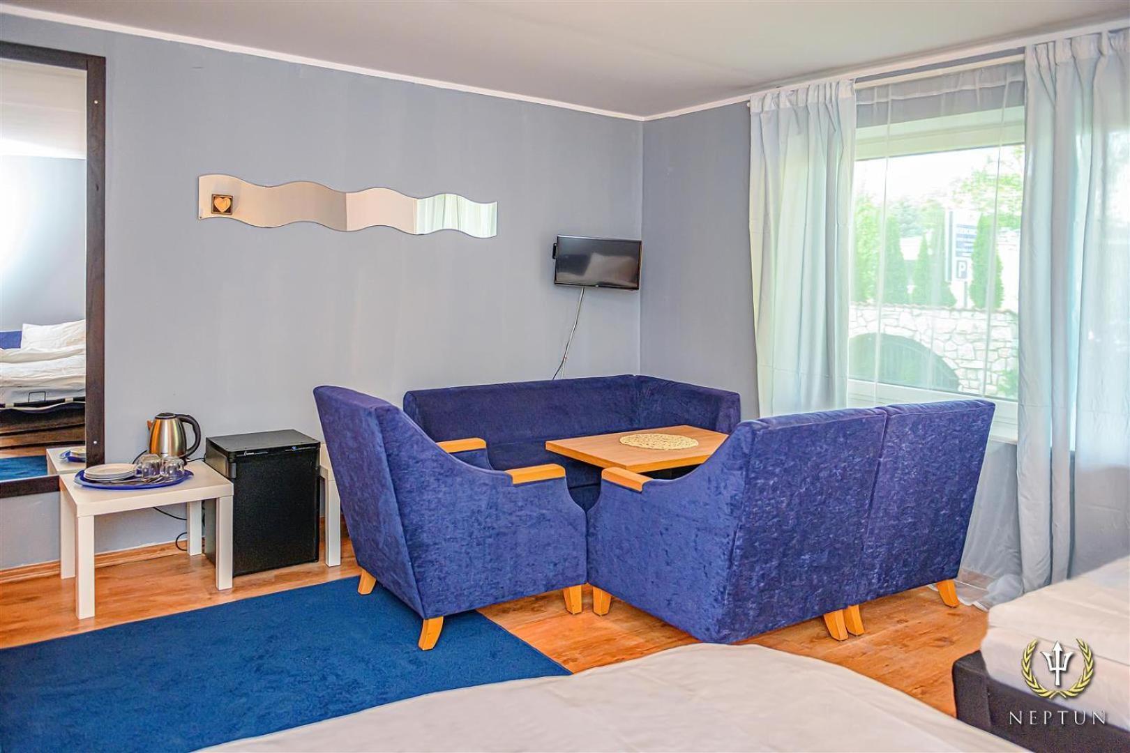 Hotel Neptun ยาสต์เชอเบีย กูรา ภายนอก รูปภาพ