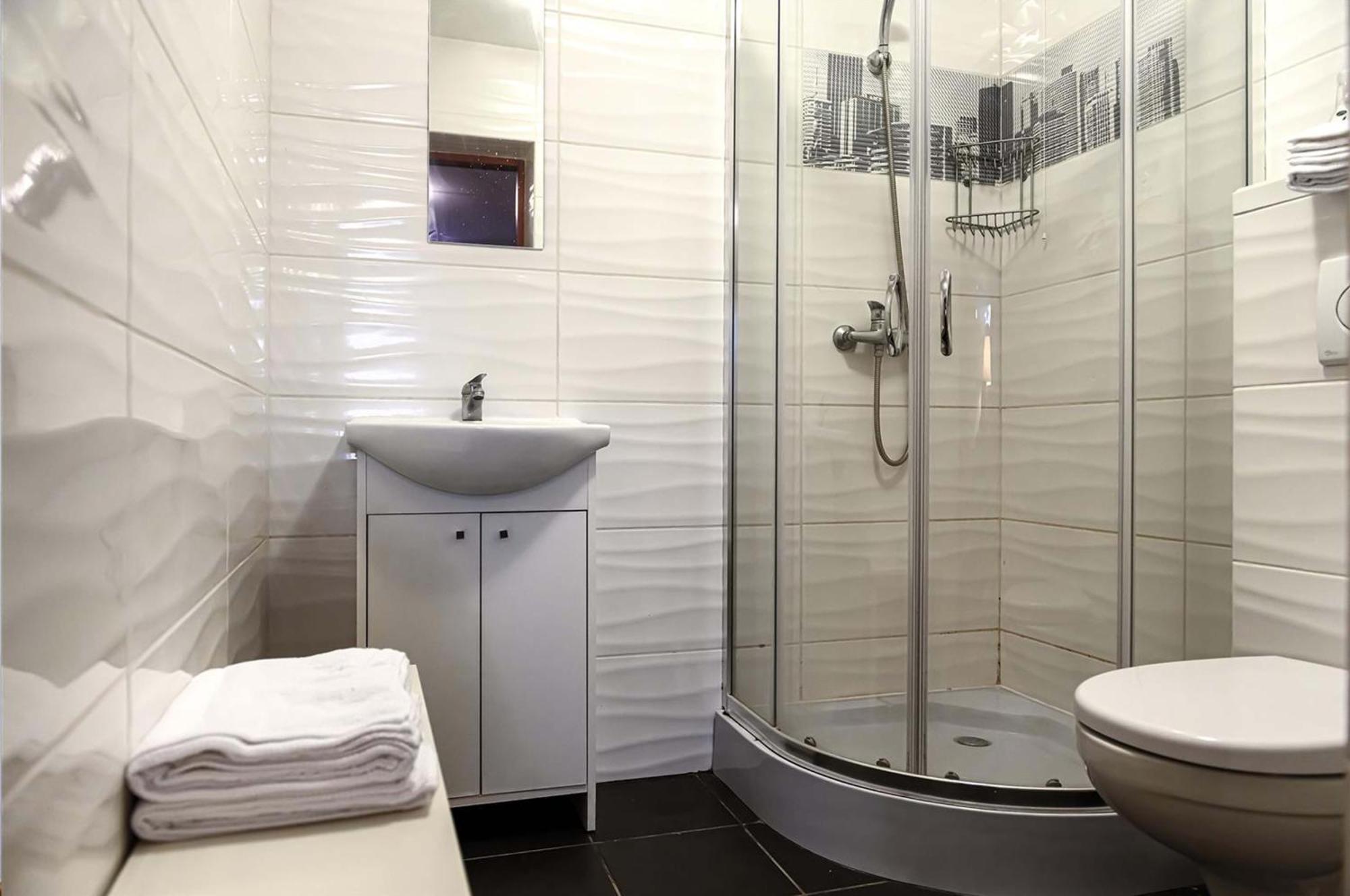 Hotel Neptun ยาสต์เชอเบีย กูรา ภายนอก รูปภาพ